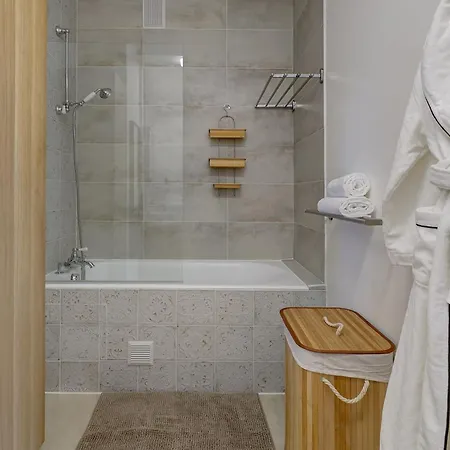 Appartamento Bnbnova -1br - Champ De Mars & Eiffel Tower *