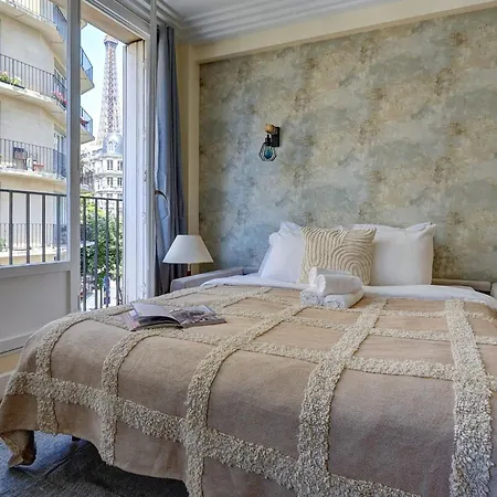 Bnbnova -1br - Champ De Mars & Eiffel Tower *